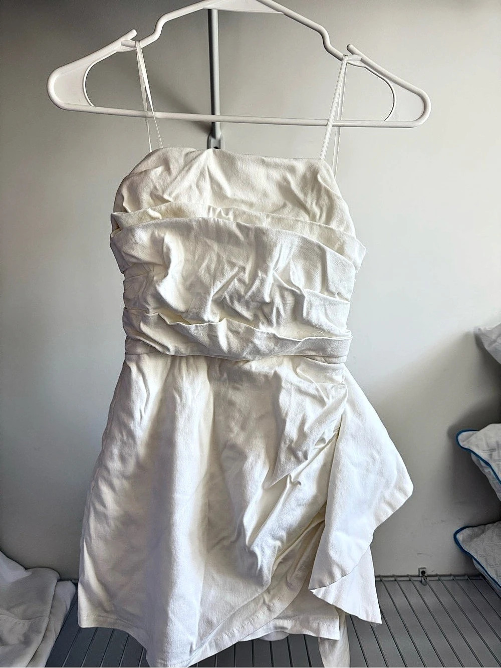 DO+BE Mini Strapless Dress in White Size Small